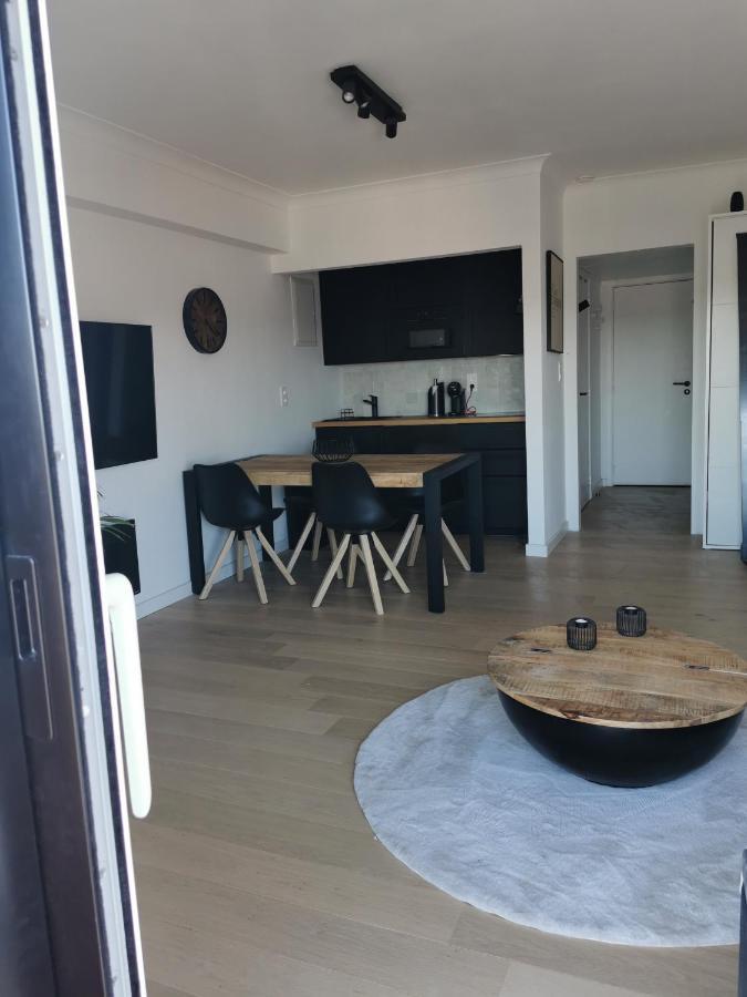 Studio De Strandloper Met 1 Zetelbed En 1 Bedkast Middelkerke Exterior foto